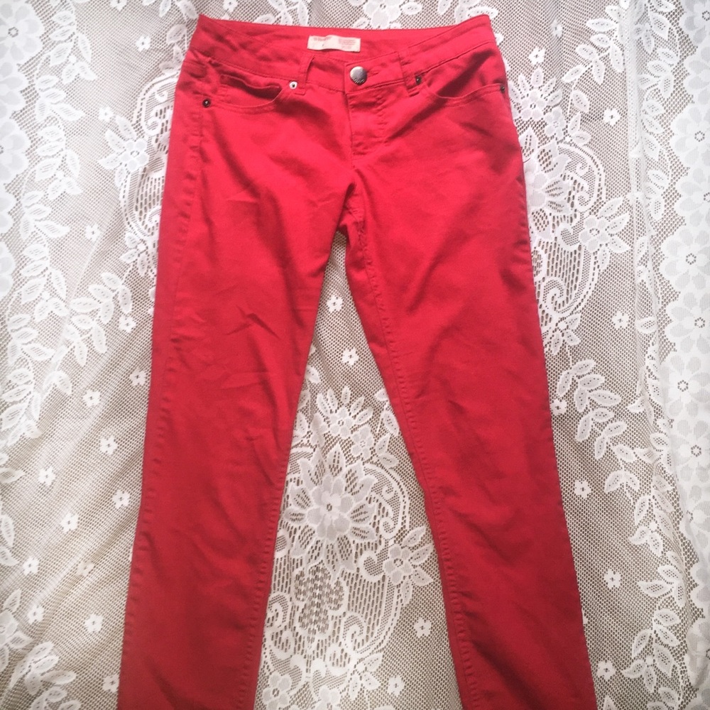 Red skinny jeans